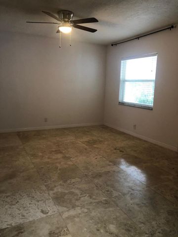 1470 N Dixie Highway 16, Fort Lauderdale, FL 33304