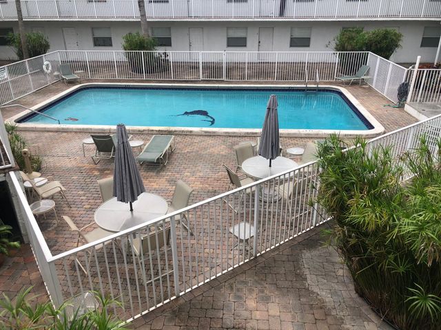 1470 N Dixie Highway 16, Fort Lauderdale, FL 33304