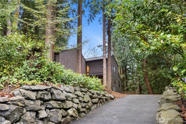 9238 50th Place W, Mukilteo, WA 98275