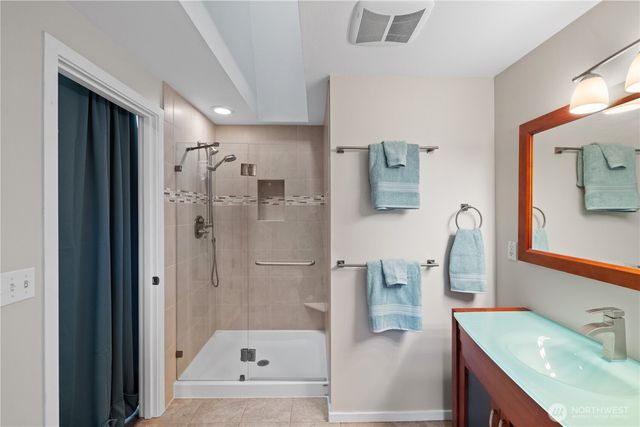 9238 50th Place W, Mukilteo, WA 98275