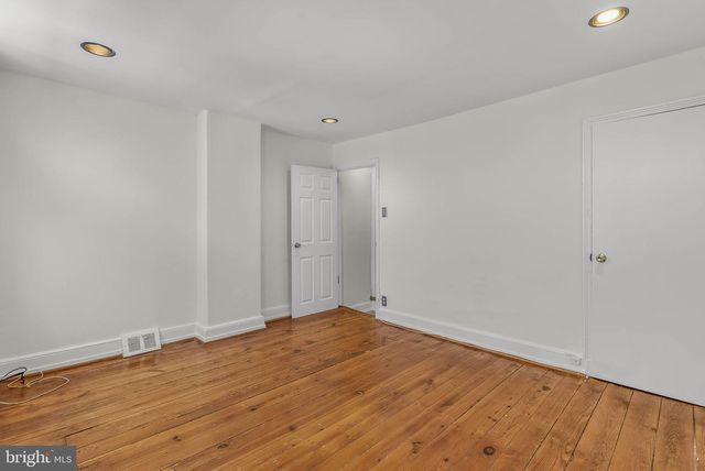 1033 S CLEVELAND ST, Philadelphia, PA 19146