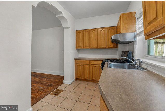 1033 S CLEVELAND ST, Philadelphia, PA 19146