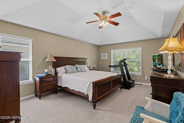 8904 CANOPY OAKS Drive, Jacksonville, FL 32256