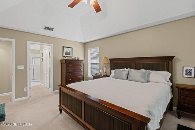 8904 CANOPY OAKS Drive, Jacksonville, FL 32256