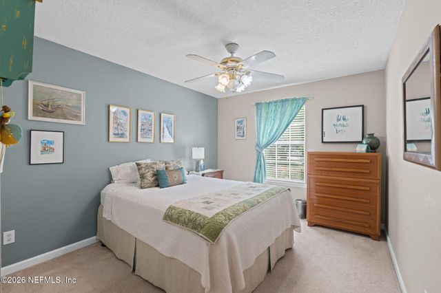 8904 CANOPY OAKS Drive, Jacksonville, FL 32256