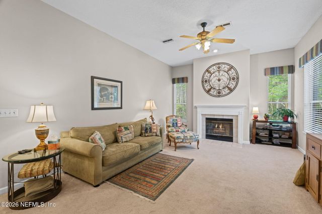 8904 CANOPY OAKS Drive, Jacksonville, FL 32256