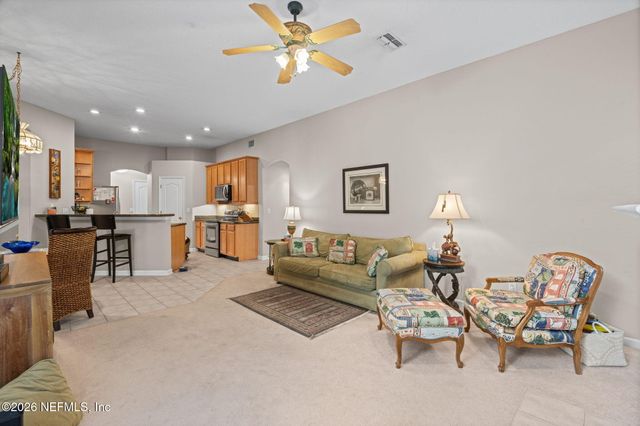 8904 CANOPY OAKS Drive, Jacksonville, FL 32256