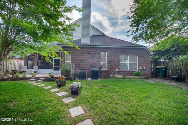 8904 CANOPY OAKS Drive, Jacksonville, FL 32256