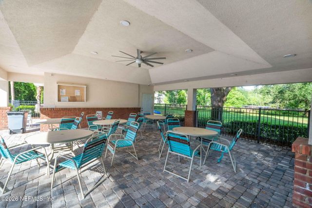 8904 CANOPY OAKS Drive, Jacksonville, FL 32256