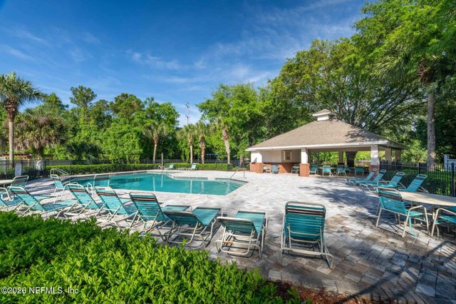 8904 CANOPY OAKS Drive, Jacksonville, FL 32256