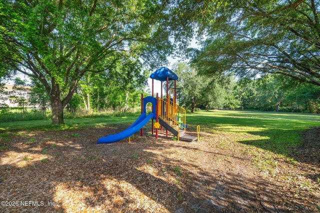 8904 CANOPY OAKS Drive, Jacksonville, FL 32256