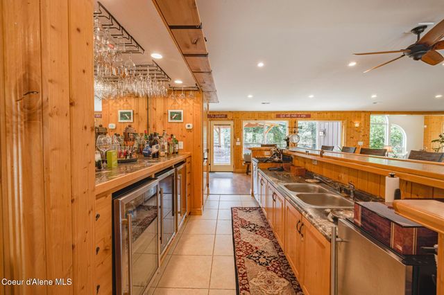 15964 N Songbird LN, Rathdrum, ID 83858
