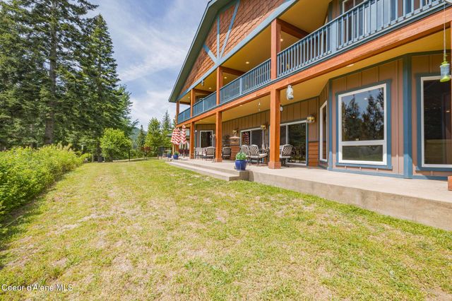 15964 N Songbird LN, Rathdrum, ID 83858