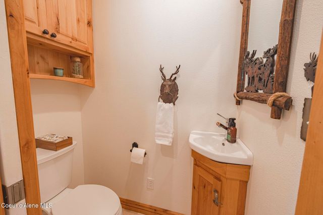 15964 N Songbird LN, Rathdrum, ID 83858