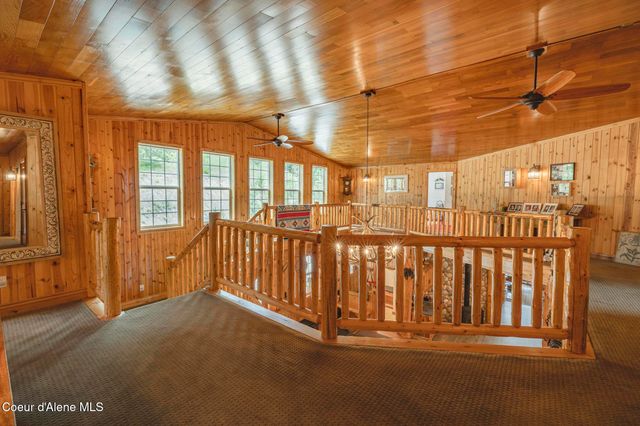 15964 N Songbird LN, Rathdrum, ID 83858