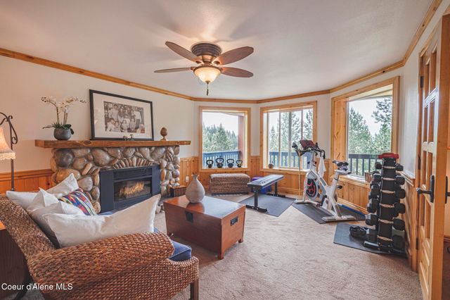 15964 N Songbird LN, Rathdrum, ID 83858