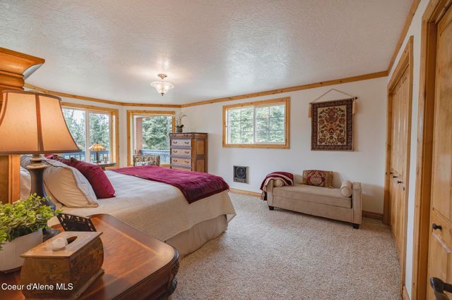 15964 N Songbird LN, Rathdrum, ID 83858
