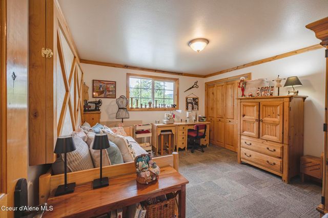 15964 N Songbird LN, Rathdrum, ID 83858