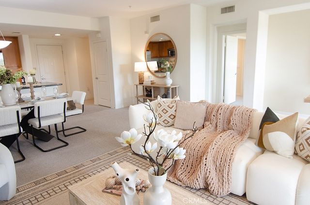 931 E Walnut Street 316, Pasadena, CA 91106