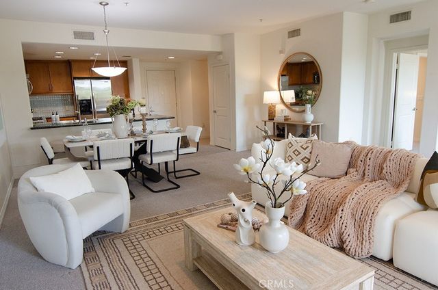 931 E Walnut Street 316, Pasadena, CA 91106