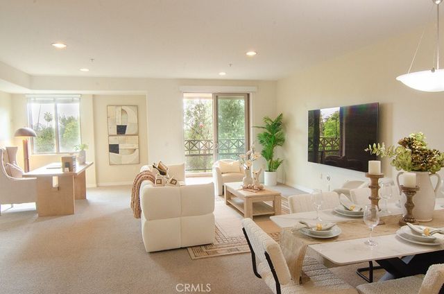 931 E Walnut Street 316, Pasadena, CA 91106