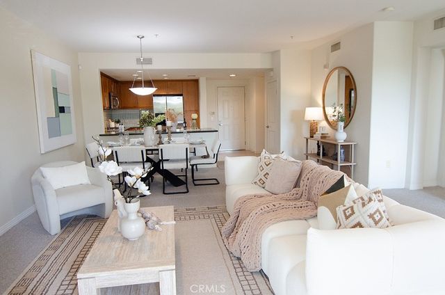 931 E Walnut Street 316, Pasadena, CA 91106