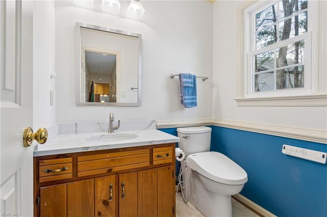 106 Kimberly CT, Yorktown, VA 23692