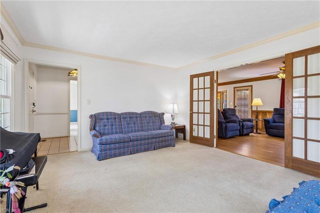 106 Kimberly CT, Yorktown, VA 23692