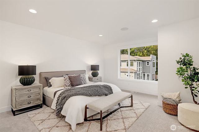 5816 NE 4th Place, Renton, WA 98059