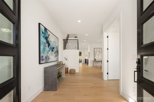 5816 NE 4th Place, Renton, WA 98059