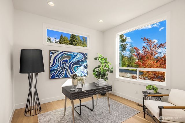 5816 NE 4th Place, Renton, WA 98059