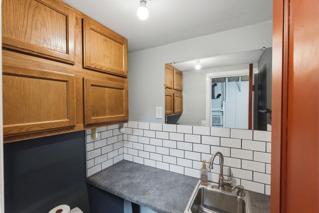 1251 N Smith St, Wichita, KS 67212