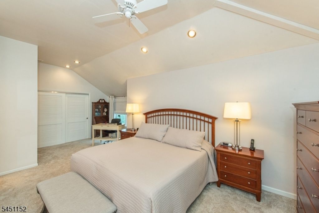 13 Stonegate Dr, Roseland Boro, NJ 07068 — photo 15