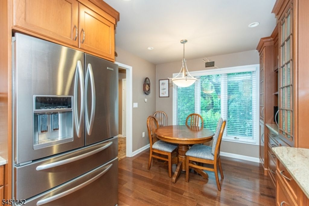 13 Stonegate Dr, Roseland Boro, NJ 07068 — photo 7