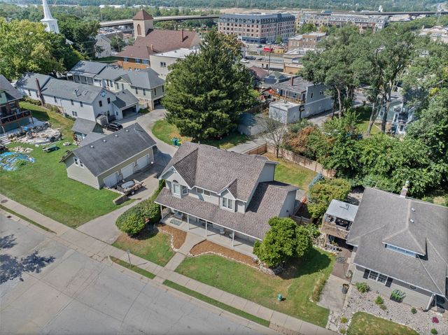 307 Cass Street, Lemont, IL 60439