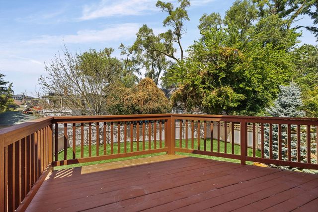 307 Cass Street, Lemont, IL 60439