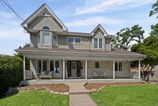 307 Cass Street, Lemont, IL 60439