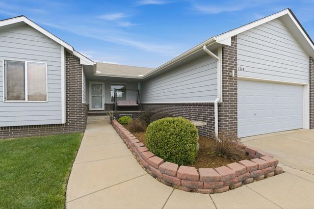 1719 E Aster St, Andover, KS 67219