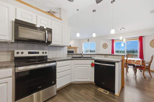 1719 E Aster St, Andover, KS 67219