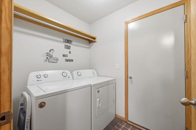 1719 E Aster St, Andover, KS 67219