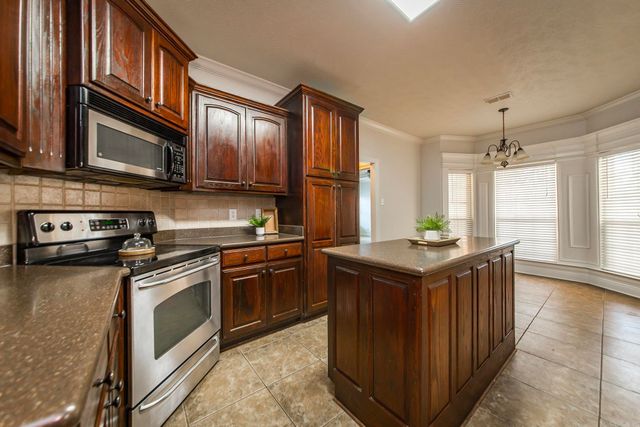 15 Talladega Loop, Cabot, AR 72023