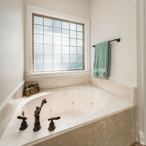 15 Talladega Loop, Cabot, AR 72023