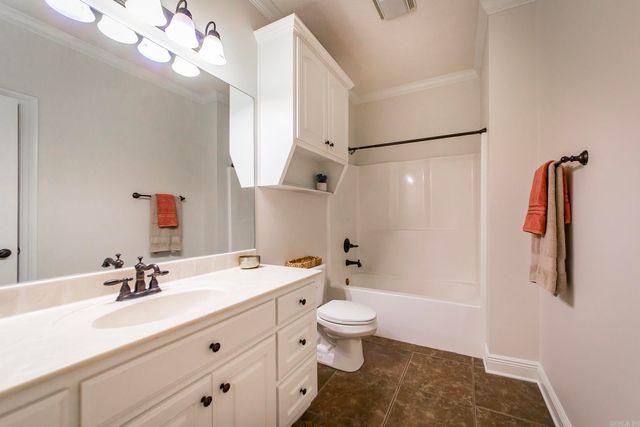 15 Talladega Loop, Cabot, AR 72023