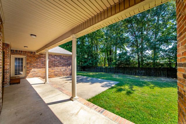 15 Talladega Loop, Cabot, AR 72023