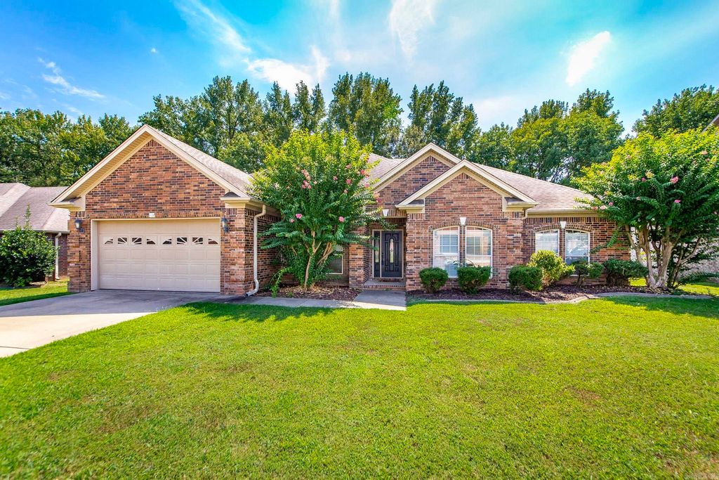 15 Talladega Loop, Cabot, AR 72023