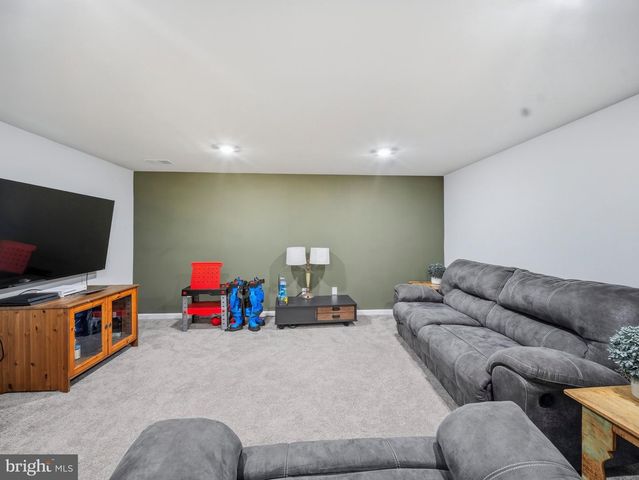 17912 MERIWETHER LEWIS ST, Ruther Glen, VA 22546