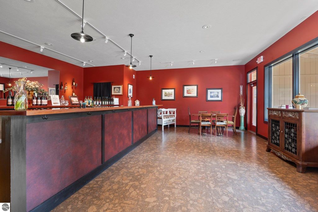 Image 2 of property listing at 5046 S West Bay Shore # 2, Suttons Bay, MI 49682