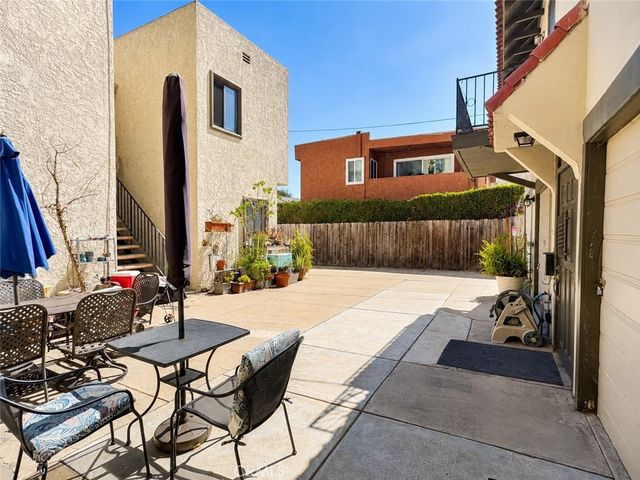 3822 E 7th Street, Long Beach, CA 90804