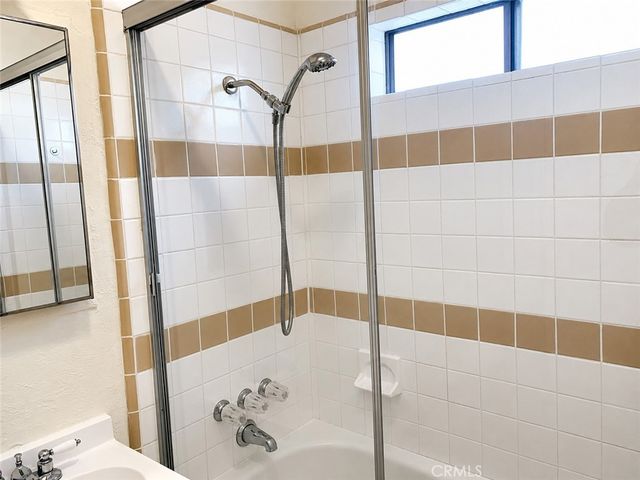 3822 E 7th Street, Long Beach, CA 90804