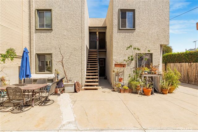 3822 E 7th Street, Long Beach, CA 90804